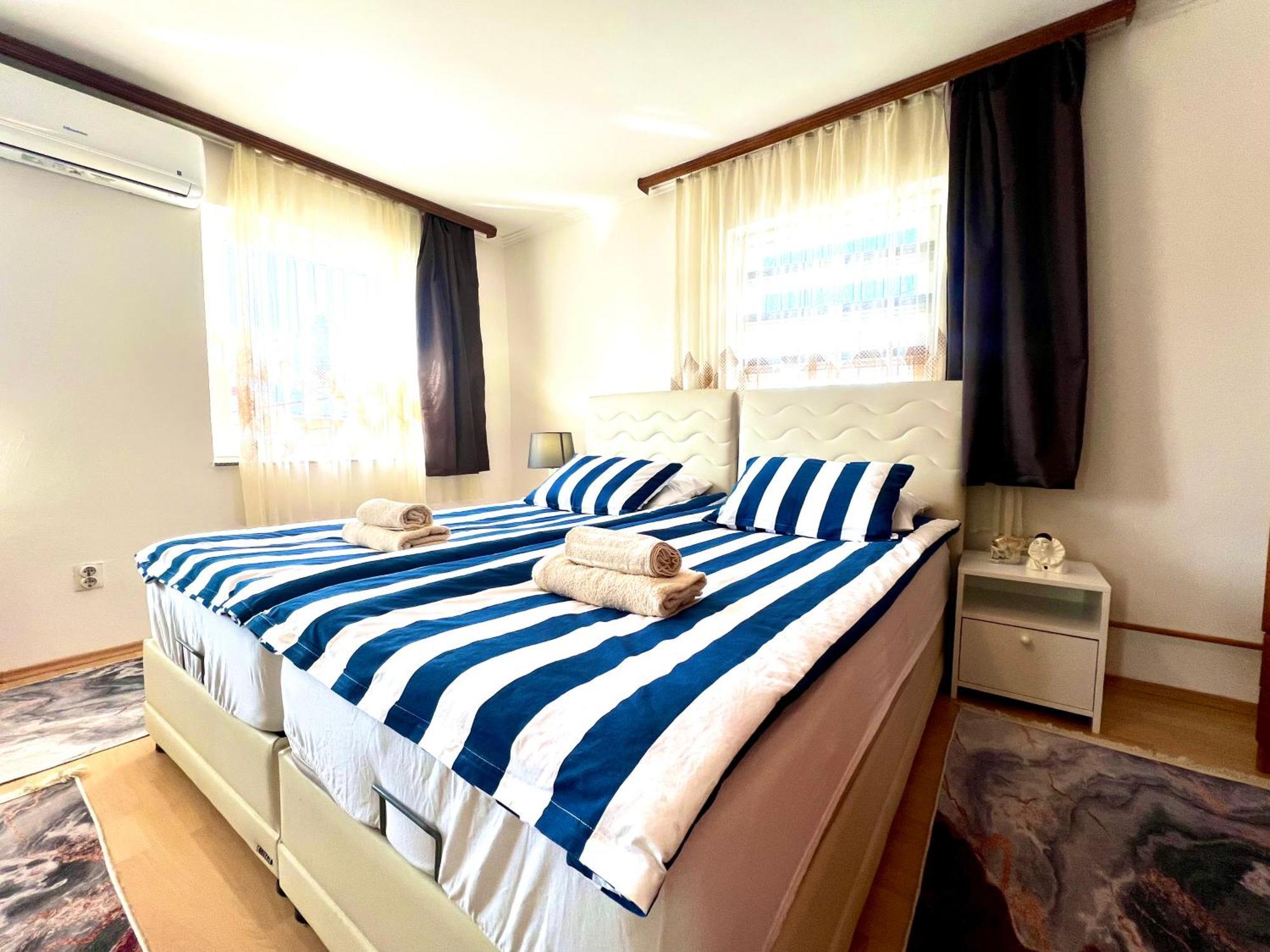 Hani Studio Apartment Sarajevo Bagian luar foto