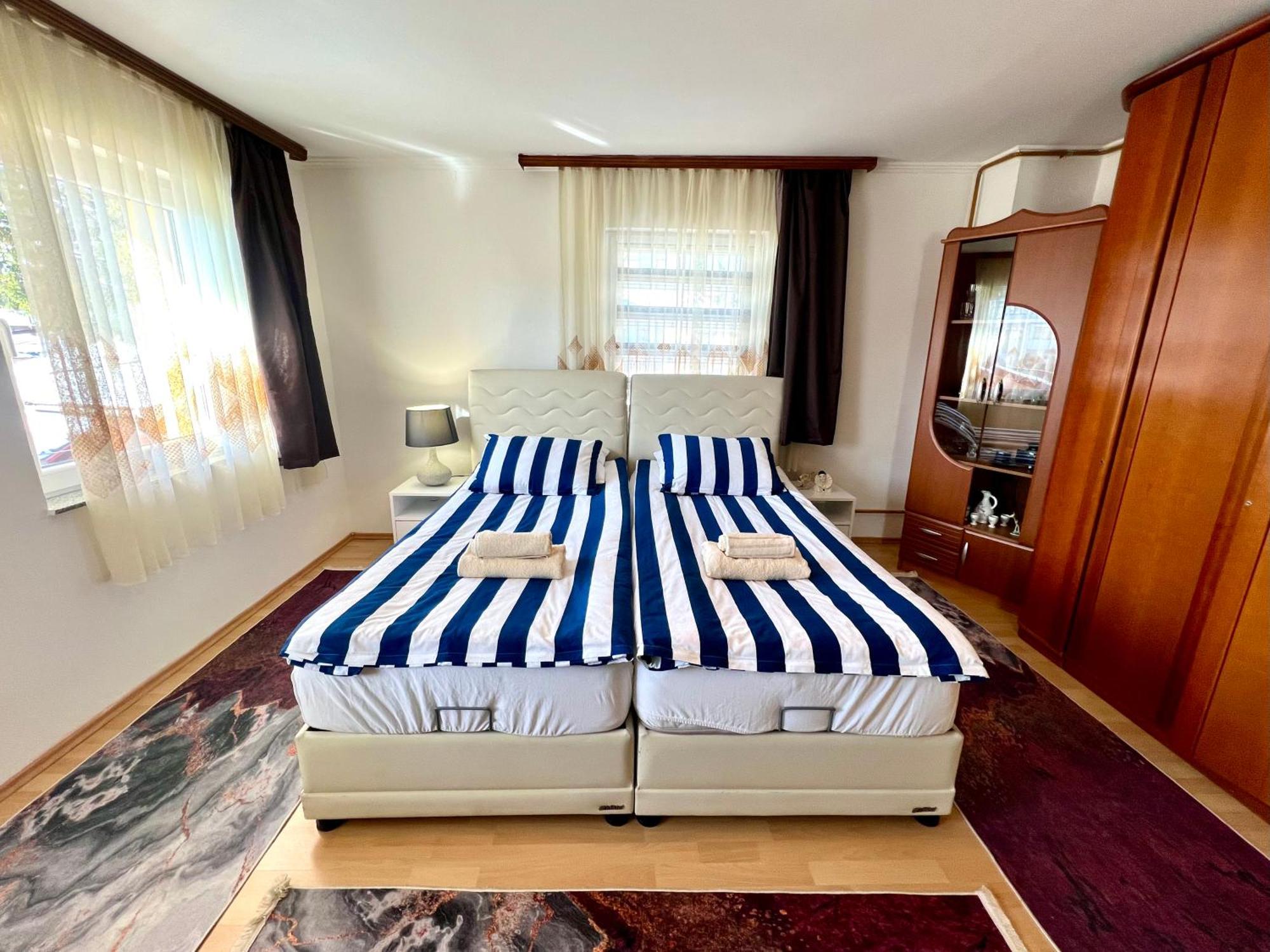 Hani Studio Apartment Sarajevo Bagian luar foto