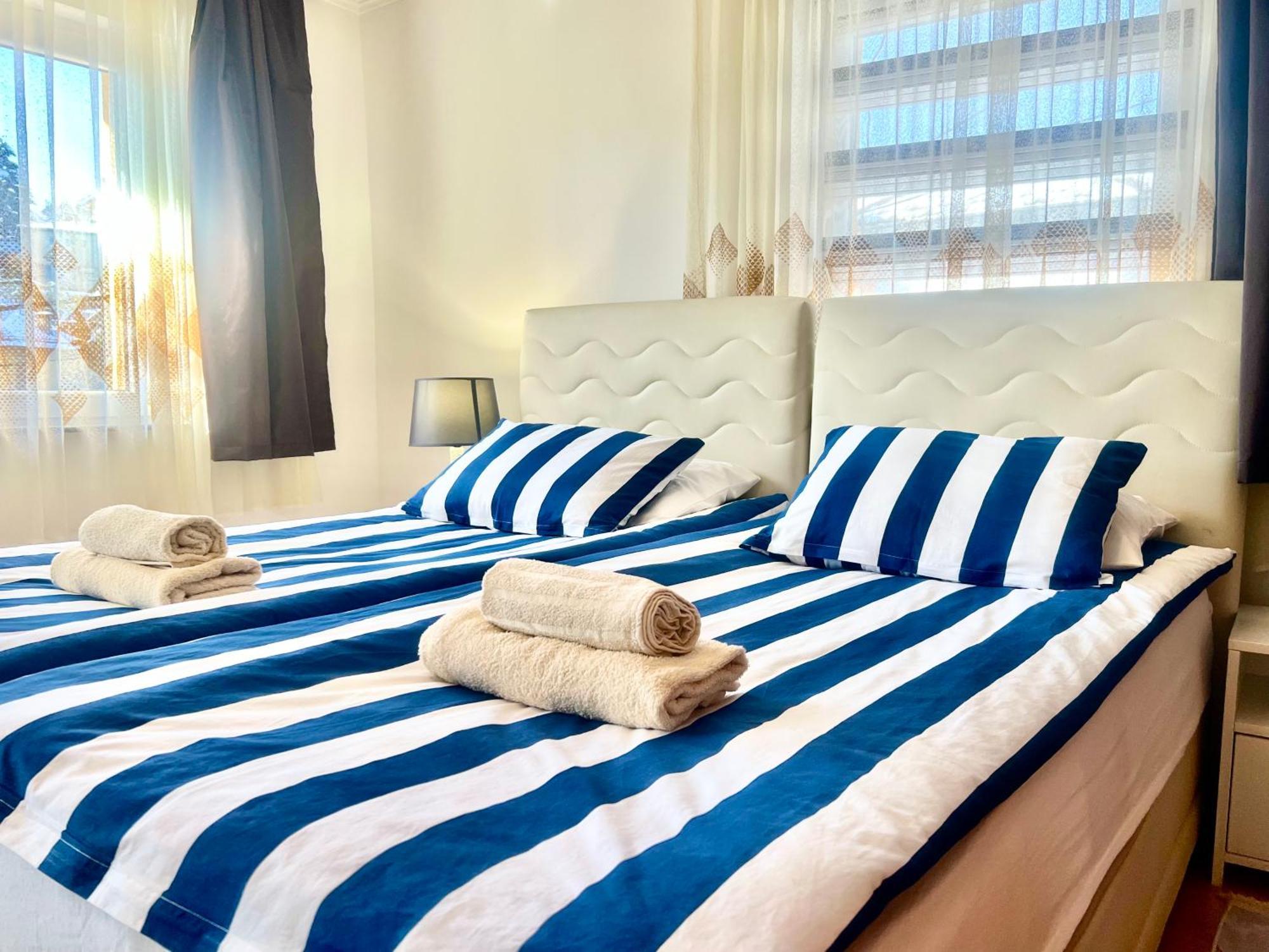 Hani Studio Apartment Sarajevo Bagian luar foto